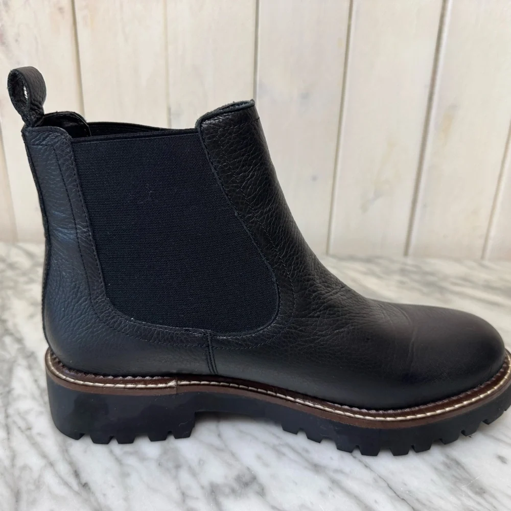 Caslon, Miller Water Resistant Lug Chelsea Boot, Black Leather Ankle Boots - Picture 6 of 9